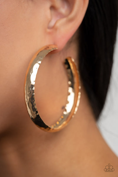 Check Out These Curves  Earrings- Gold