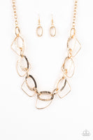 Very Avantgarde Necklace with Earrings - Gold